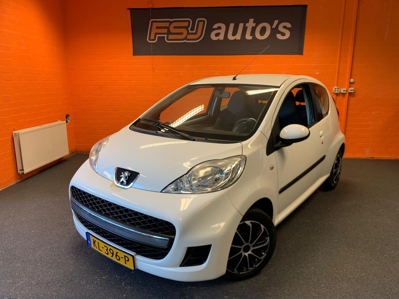 Peugeot 107 - 1.0 12V / 3 DEURS / SPORT-EDITION / AIRCO!! - AutoWereld.nl
