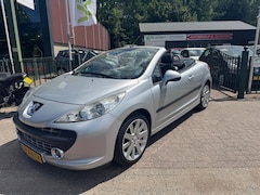 Peugeot 207 CC - 1.6 AUTOMAAT climate contr, lederen bekleding, hele nette auto