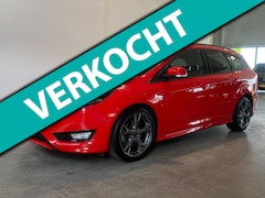 Ford Focus Wagon - 1.5 150PK ST-Line Trekhaak NL auto