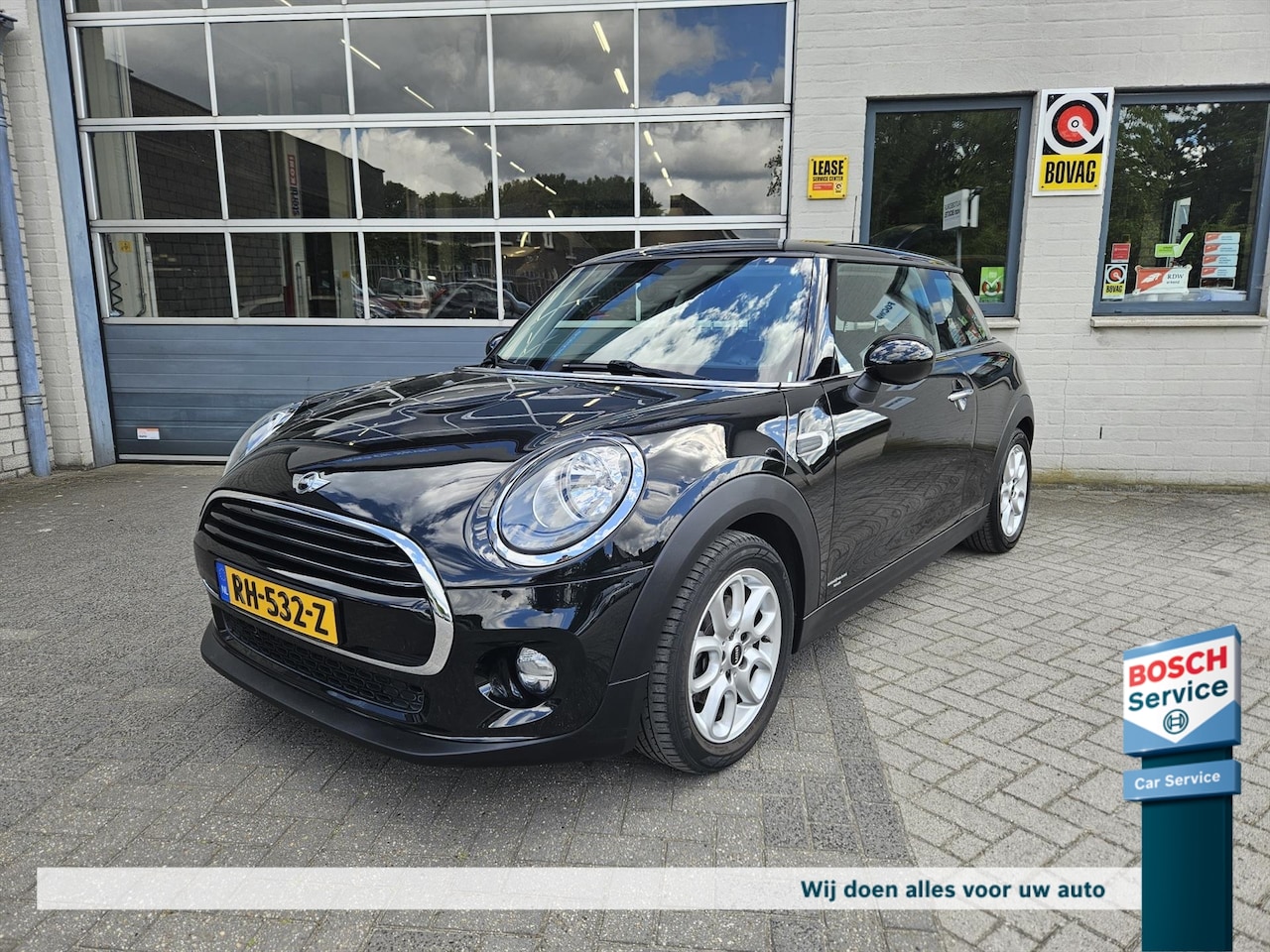 MINI Cooper - Mini 1.5 Business Edition - AutoWereld.nl
