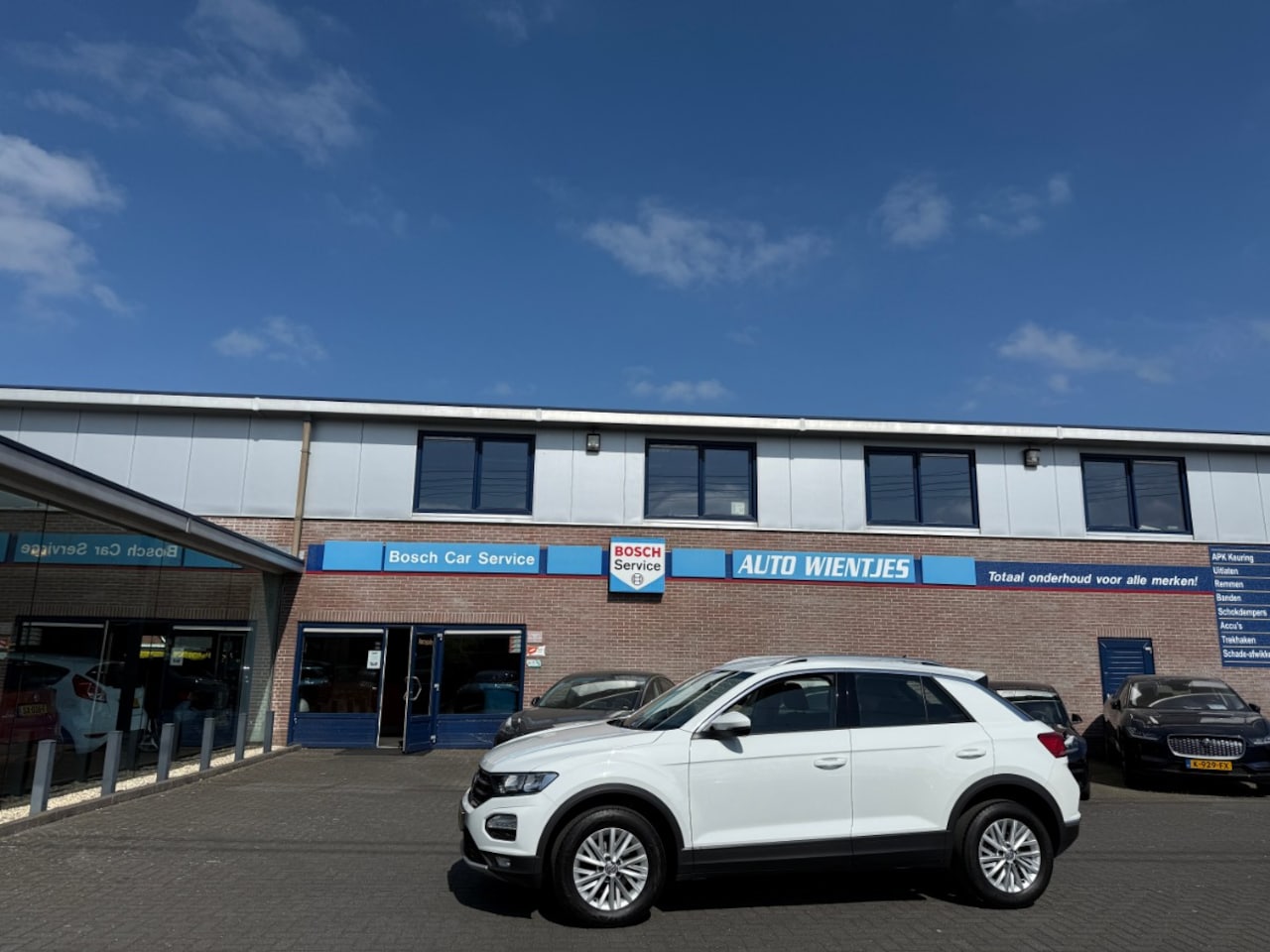 Volkswagen T-Roc - 1.0 TSI | Style | Airco | Navi | Carplay - AutoWereld.nl