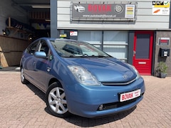 Toyota Prius - 1.5 VVT-i Comfort