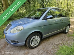 Lancia Y(psilon) - Ypsilon 1.4 Blue & Me nieuwe apk