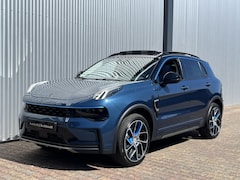Lynk & Co 01 - 1.5 PHEV | Panorama Dak | 360 Camera | Infinity Audio