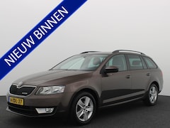 Skoda Octavia Combi - 1.6 TDI Greenline Businessline TREKHAAK / NWE D-RIEM / STOELVERW / NAVI / CLIMA / PDC / NL