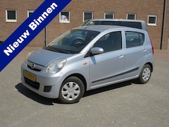 Daihatsu Cuore - 1.0 Premium Trekhaak * Airco * Cruise Control * Stuurbekrachtiging * Audio * Verschuifbare