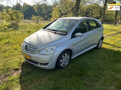 Mercedes-Benz B-klasse - 170 Automaat niet 100% APK 26-05-2025