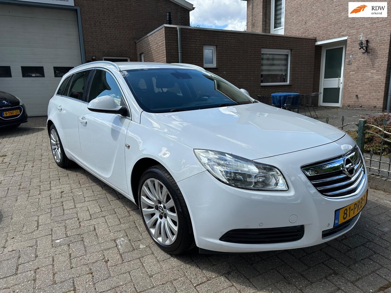 Opel Insignia Sports Tourer - 1.6 T Business Edition 1.6 T Business Edition - AutoWereld.nl