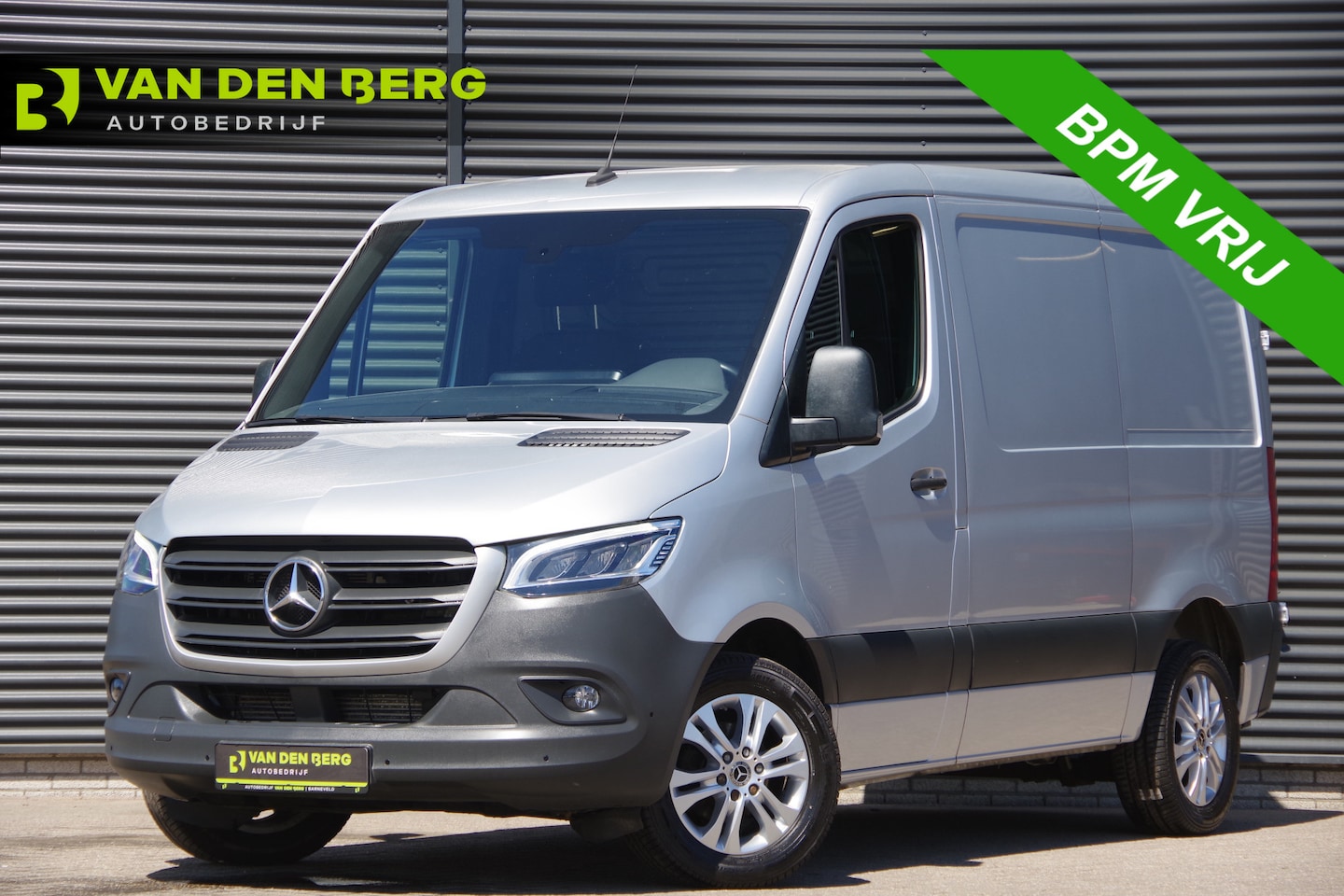 Mercedes-Benz Sprinter - 314 2.2 CDI L1H1 AUT. LED, ADAPT. CRUISE, CAMERA, GEVEERDE STOEL, STOELVERWARMING - AutoWereld.nl