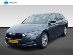 Skoda Octavia Combi - 1.0 TSI e-Tech MHEV 110pk DSG Business Edition / Camera / Navigatie