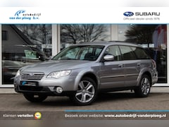 Subaru Outback - 2.5i Exclusive Edition | Trekhaak | Climate control | Cruise control |