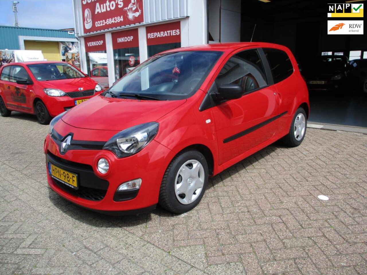 Renault Twingo - 1.2 16V Acces 1.2 16V Acces - AutoWereld.nl