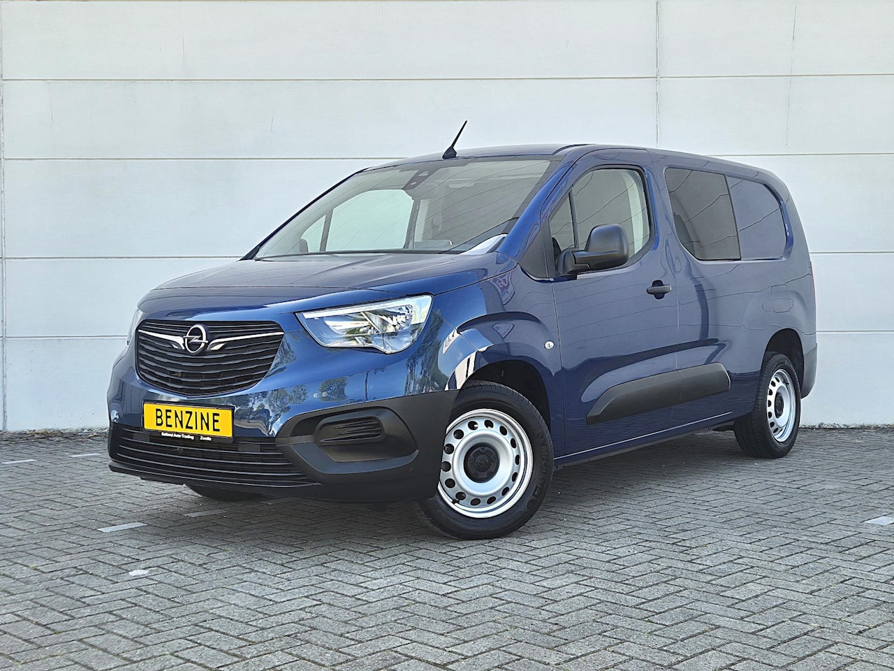 Opel Combo - 1.2 110pk Benzine L2H1 Edition MARGE |Airco|Carplay|Cruise|Trekhaak| - AutoWereld.nl