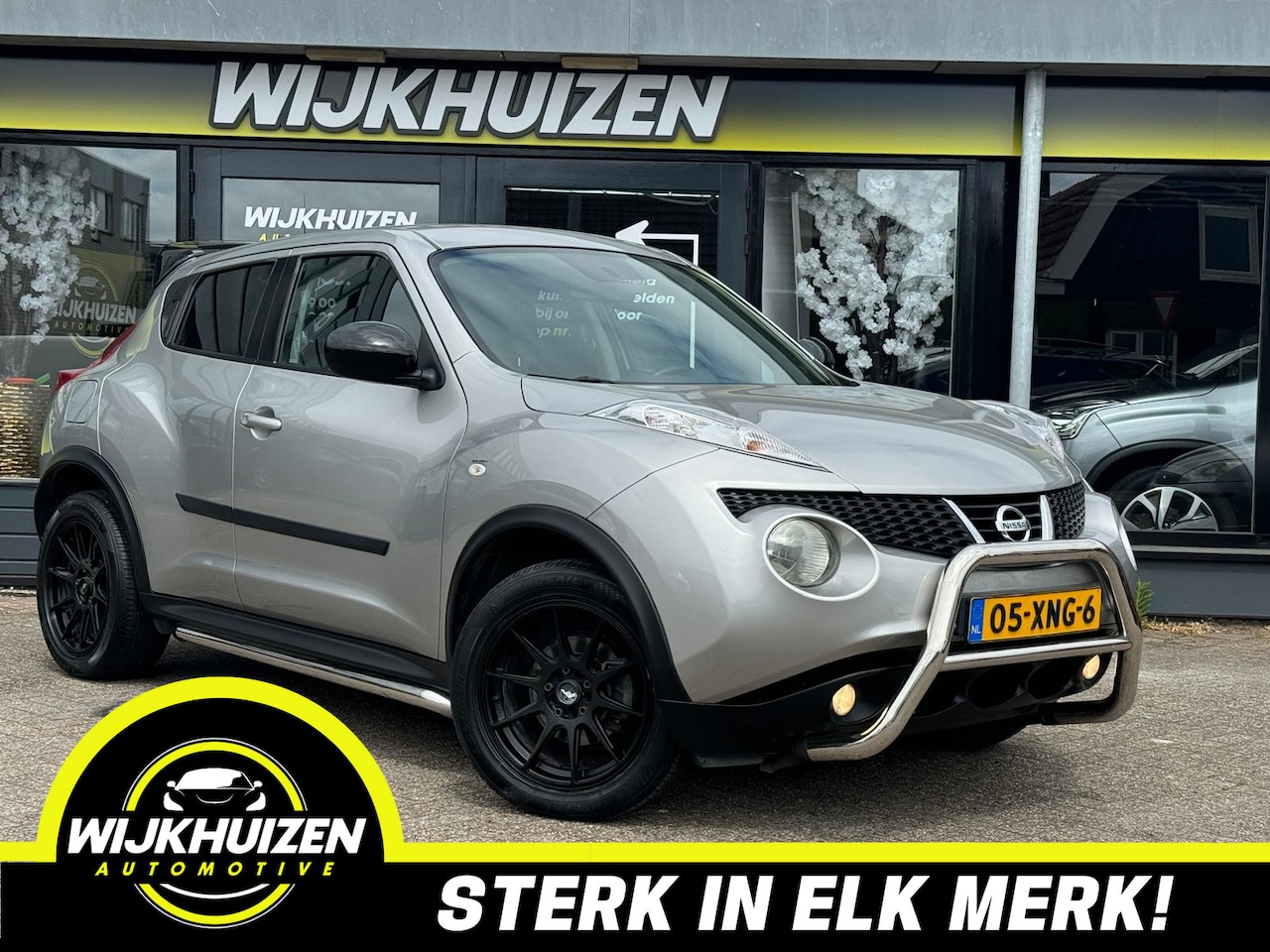 Nissan Juke - 1.6 Acenta met Climate !!! Bullbar !!! Sidebars !!! - AutoWereld.nl
