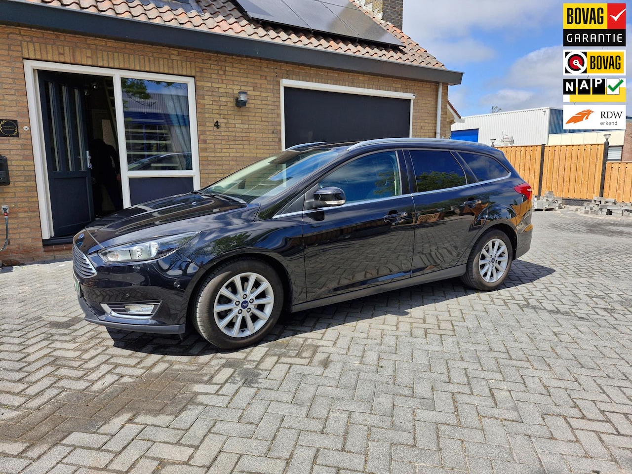 Ford Focus Wagon - 1.0 Titanium Edition 1.0 Titanium Edition - AutoWereld.nl