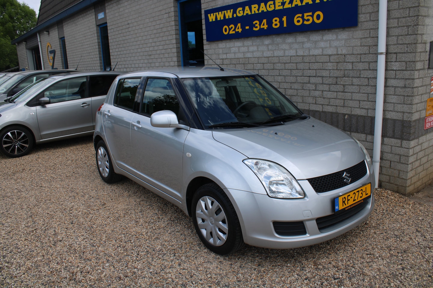 Suzuki Swift - 1.3 5DR Comfort Airco - AutoWereld.nl