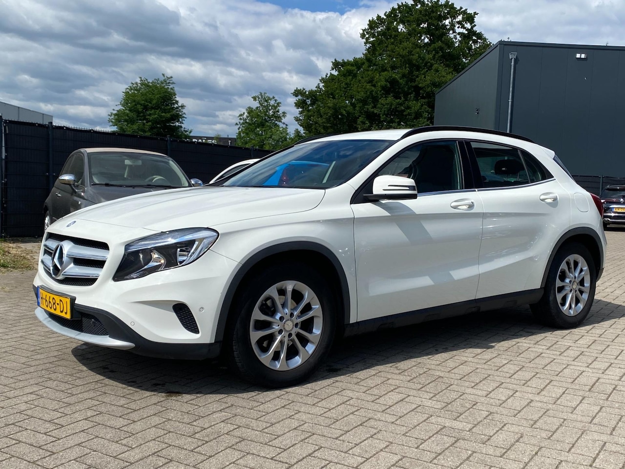Mercedes-Benz GLA-Klasse - 200 156PK Trekhaak - AutoWereld.nl
