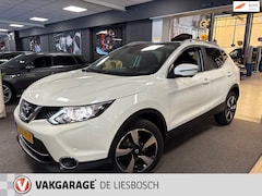 Nissan Qashqai - 1.2 N-Vision / Automaat / Navigatie / Panorama-dak / stoel verwarming