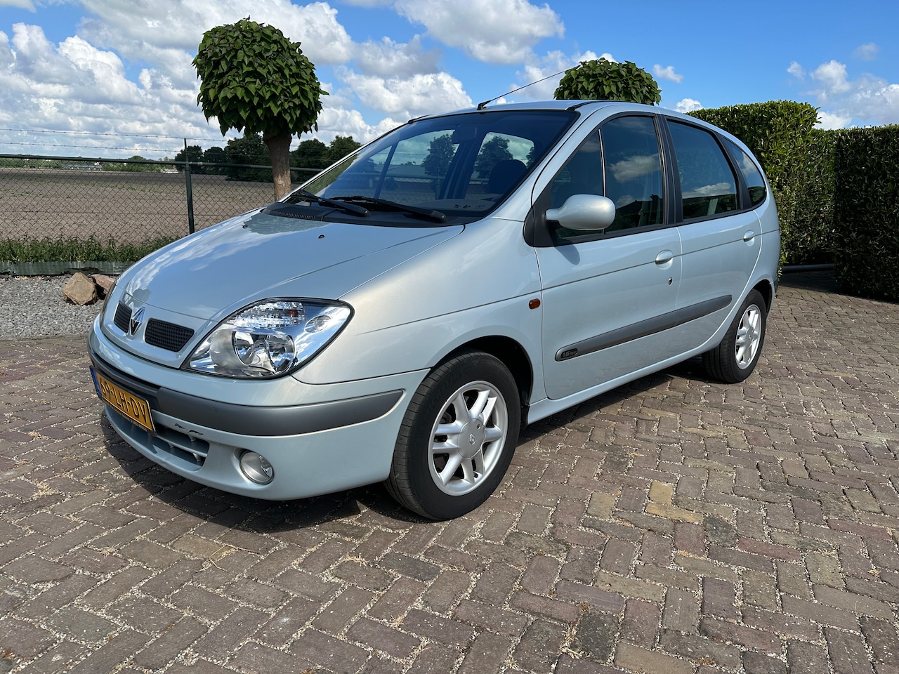 Renault Scénic - 1.6-16V Authentique Airco | Trekhaak - AutoWereld.nl