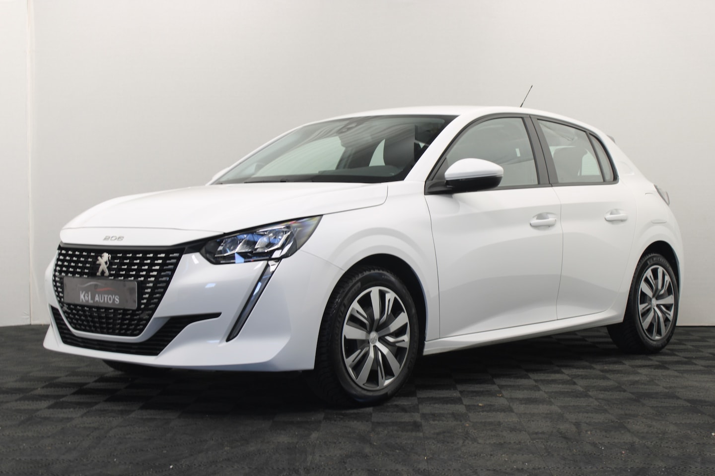 Peugeot 208 - 1.2 PureTech Active |Navi|Carplay| - AutoWereld.nl