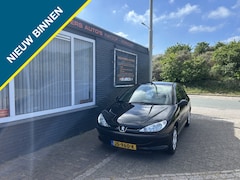 Peugeot 206 - 1.4 Forever