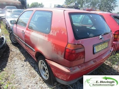 Volkswagen Golf - 1.6 Milestone