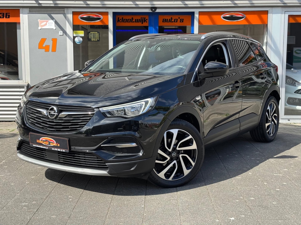 Opel Grandland X - 1.2 Turbo Innovation Automaat Leder Elec. Achterklep Dealer Onderhouden - AutoWereld.nl
