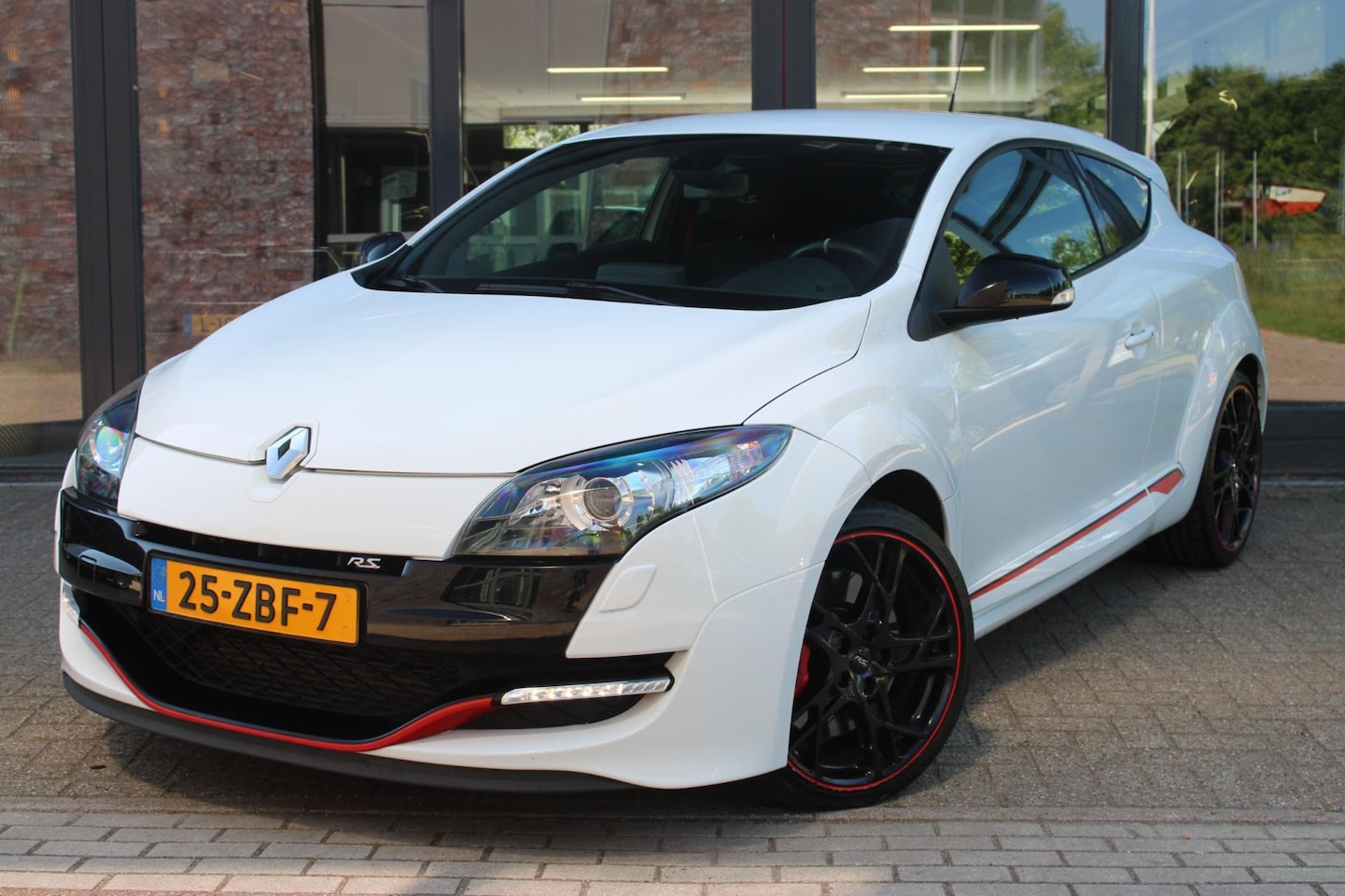 Renault Mégane Coupé - 2.0 T Renault Sport | Cup Pack |Orig. Nederlands | BOSE Audio | Sportstoelen | Cruise Cont - AutoWereld.nl