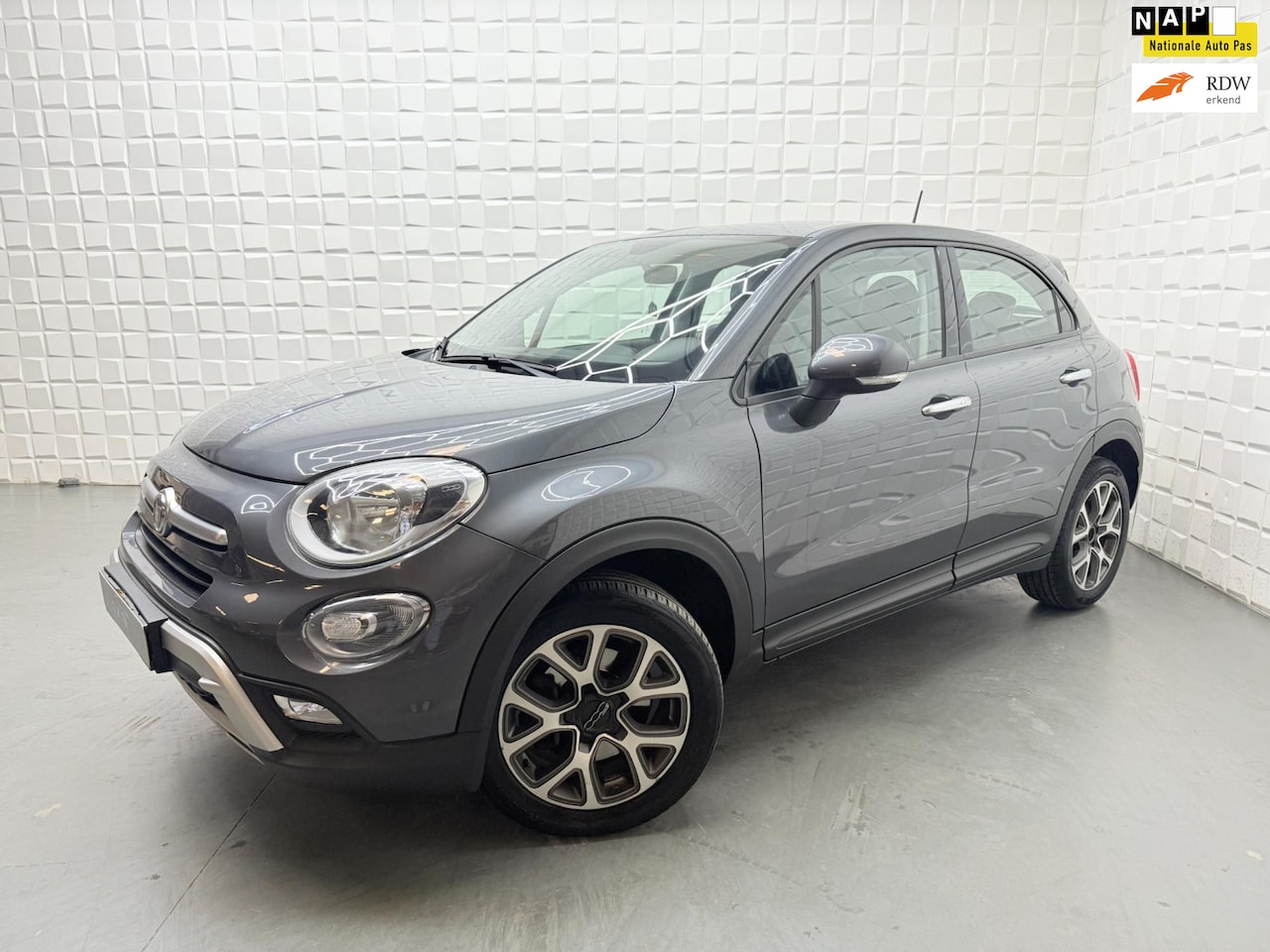 Fiat 500 X Cross - 1.4 Turbo MultiAir Cross AUTOMAAT PDC KEYLES - AutoWereld.nl