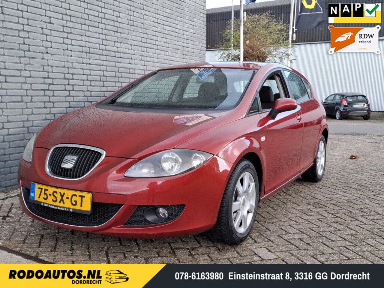 Seat Leon - 1.6 Reference 5Drs Airco Verbruikt Olie! - AutoWereld.nl