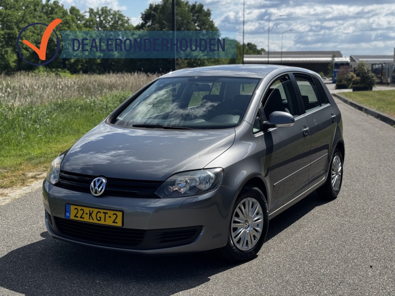Volkswagen Golf Plus - 1.6 II Airco II 1e eigenaar II All Season - AutoWereld.nl