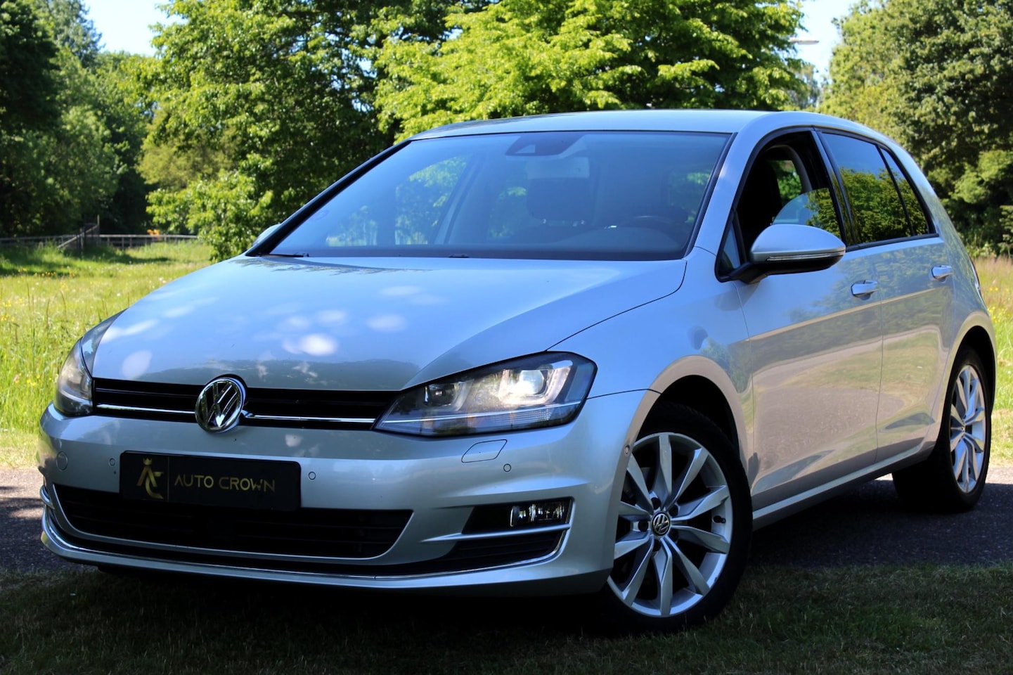 Volkswagen Golf - 1.4 TSI Highline Automaat Luxe model l 88dkm - AutoWereld.nl