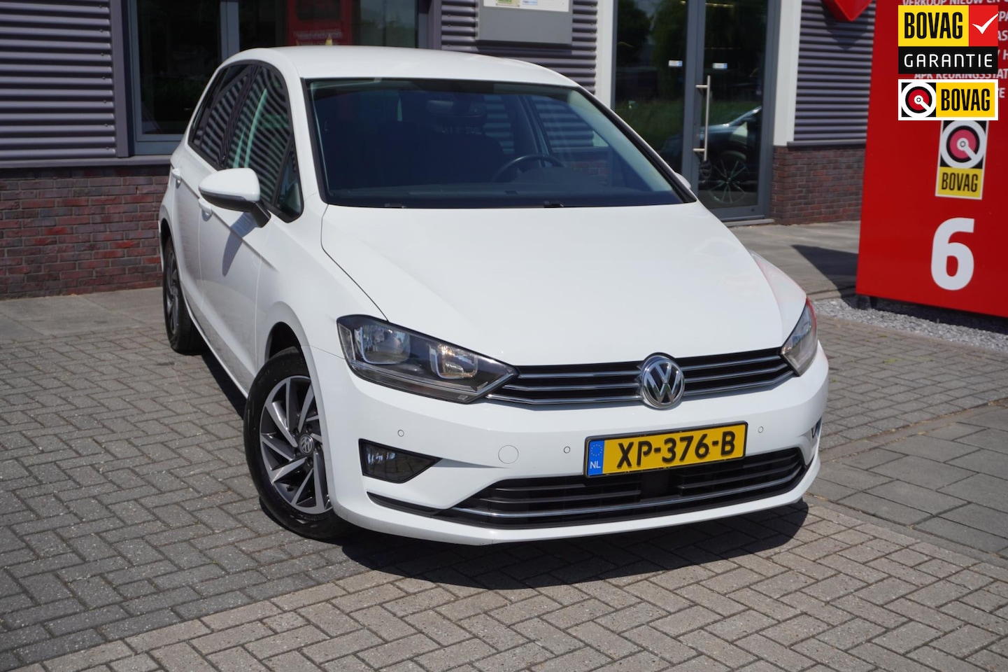 Volkswagen Golf Sportsvan - 1.4 TSI Business Edition 1.4 TSI Business Edition - AutoWereld.nl