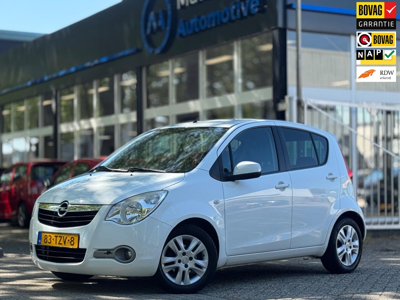 Opel Agila - 1.0 Edition Navi Airco 2012 LM velgen Boekjes - AutoWereld.nl