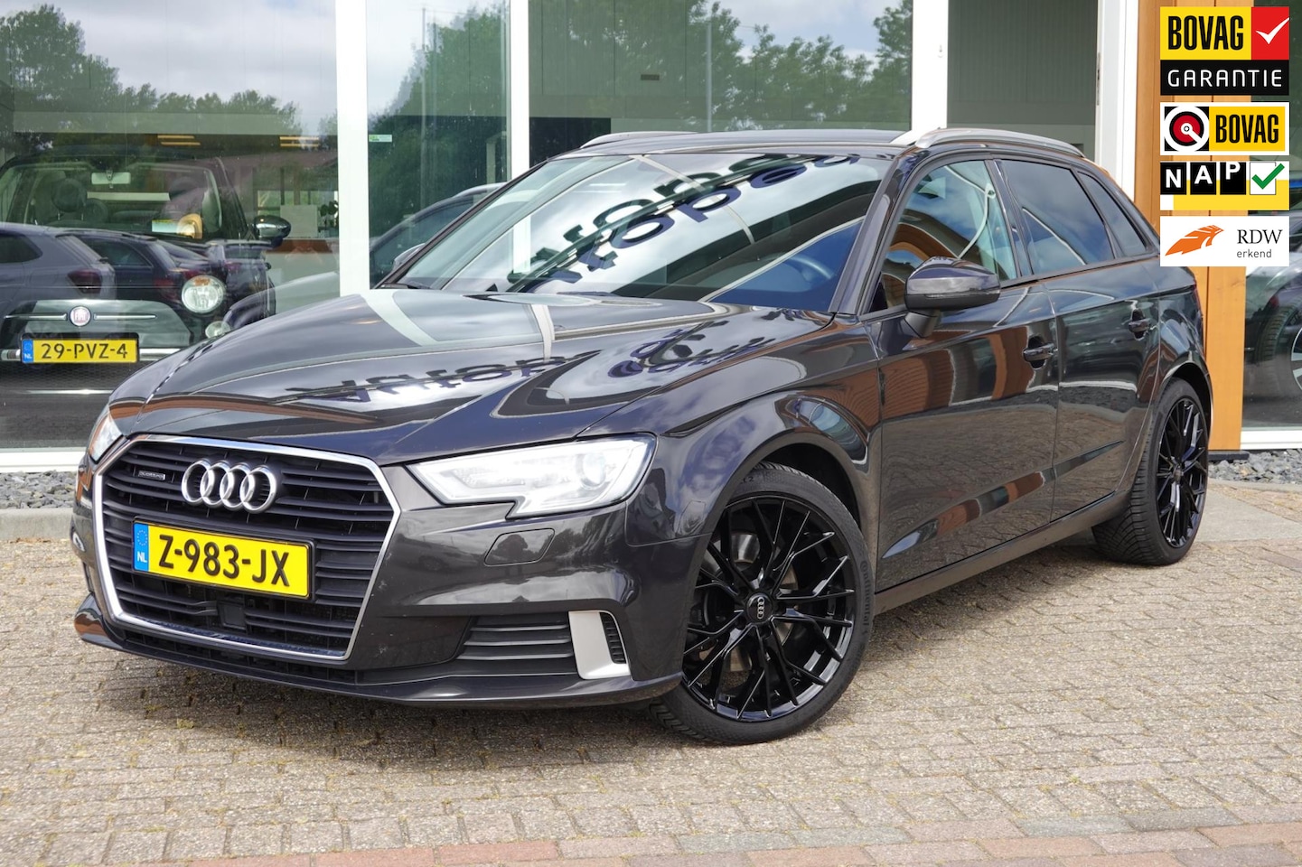 Audi A3 Sportback - 2.0 TFSI quattro 2.0 TFSI quattro - AutoWereld.nl