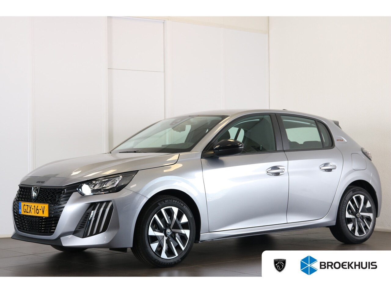 Peugeot 208 - 1.2 Handmatig 1.2 PureTech 75 Style | Airco | Apple Carplay/Android Auto|telefoonintegrati - AutoWereld.nl