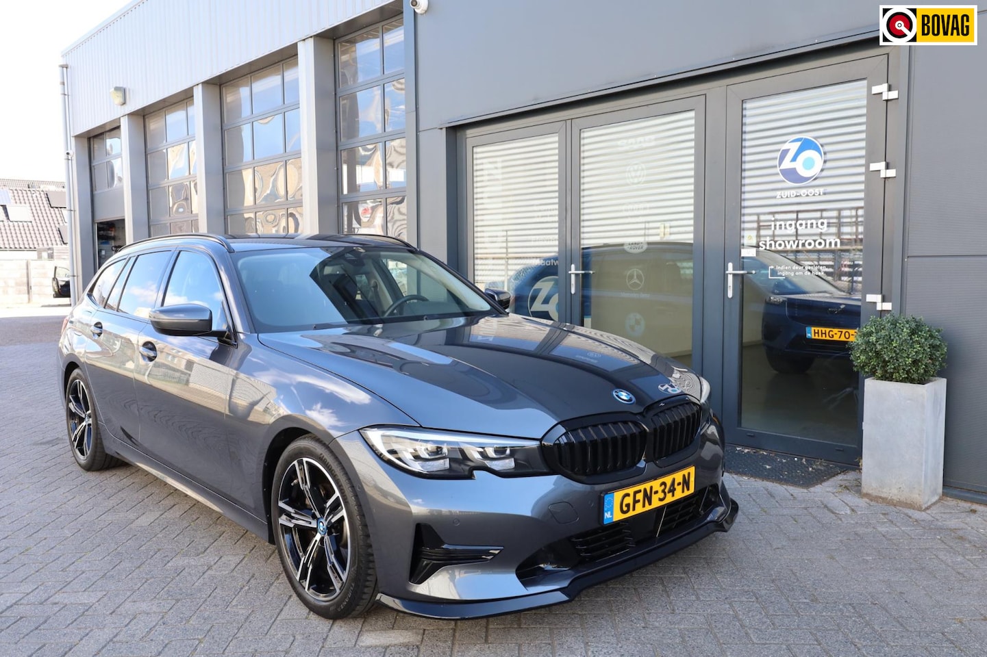 BMW 3-serie Touring - 320e Business Edition Plus 320e Business Edition Plus - AutoWereld.nl