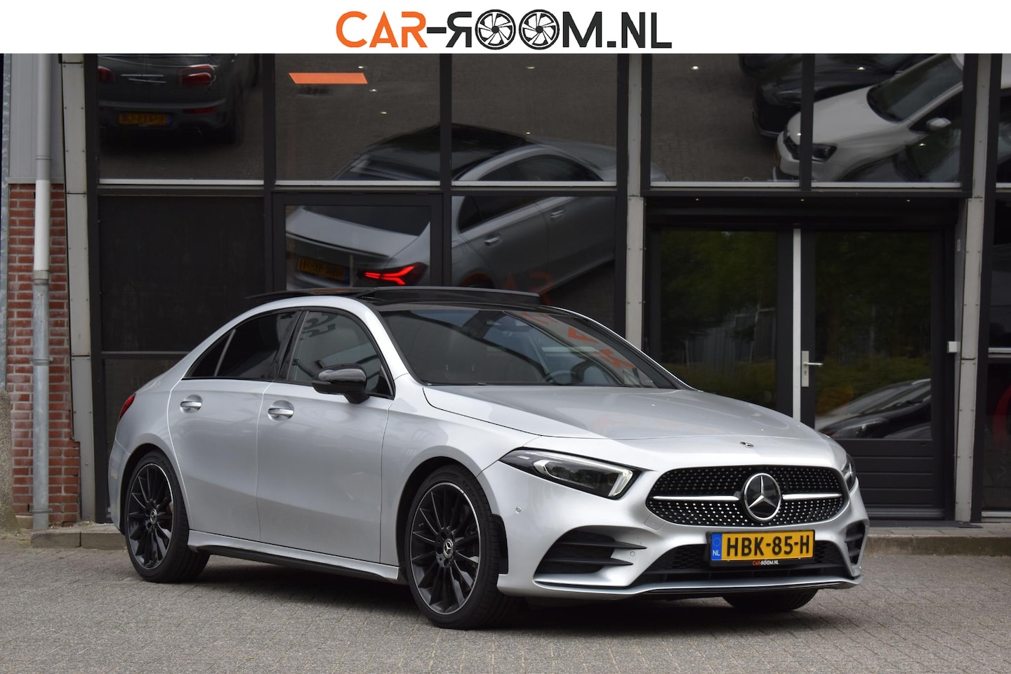 Mercedes-Benz A-klasse - 250 4MATIC AMG Pano 360 Lane ACC BM Ambiance - AutoWereld.nl