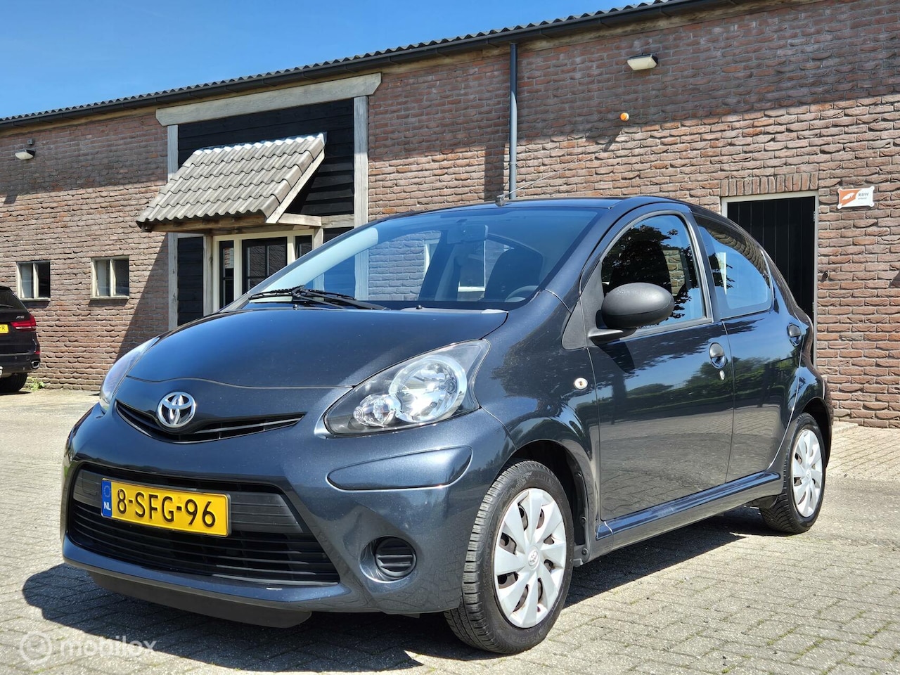 Toyota Aygo - 1.0 VVT-i Now Airco CV Elek ramen - AutoWereld.nl