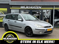 Ford Focus Wagon - 1.6-16V Futura Automaat met Climate Leder Nette staat