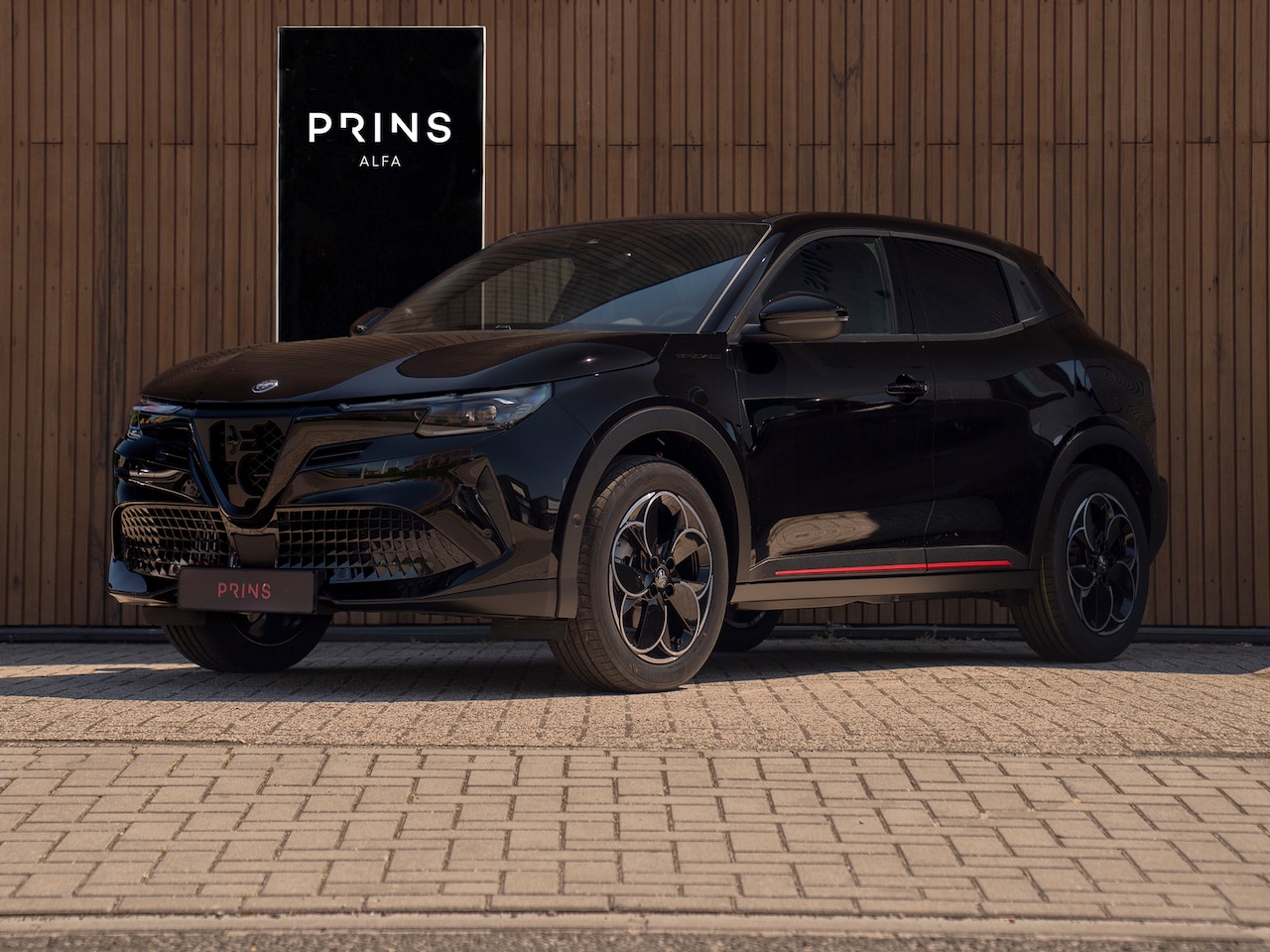 Alfa Romeo Junior - 1.2 Turbo Ibrida Speciale | Adapt. cruise | Camera | Sport Pack - AutoWereld.nl