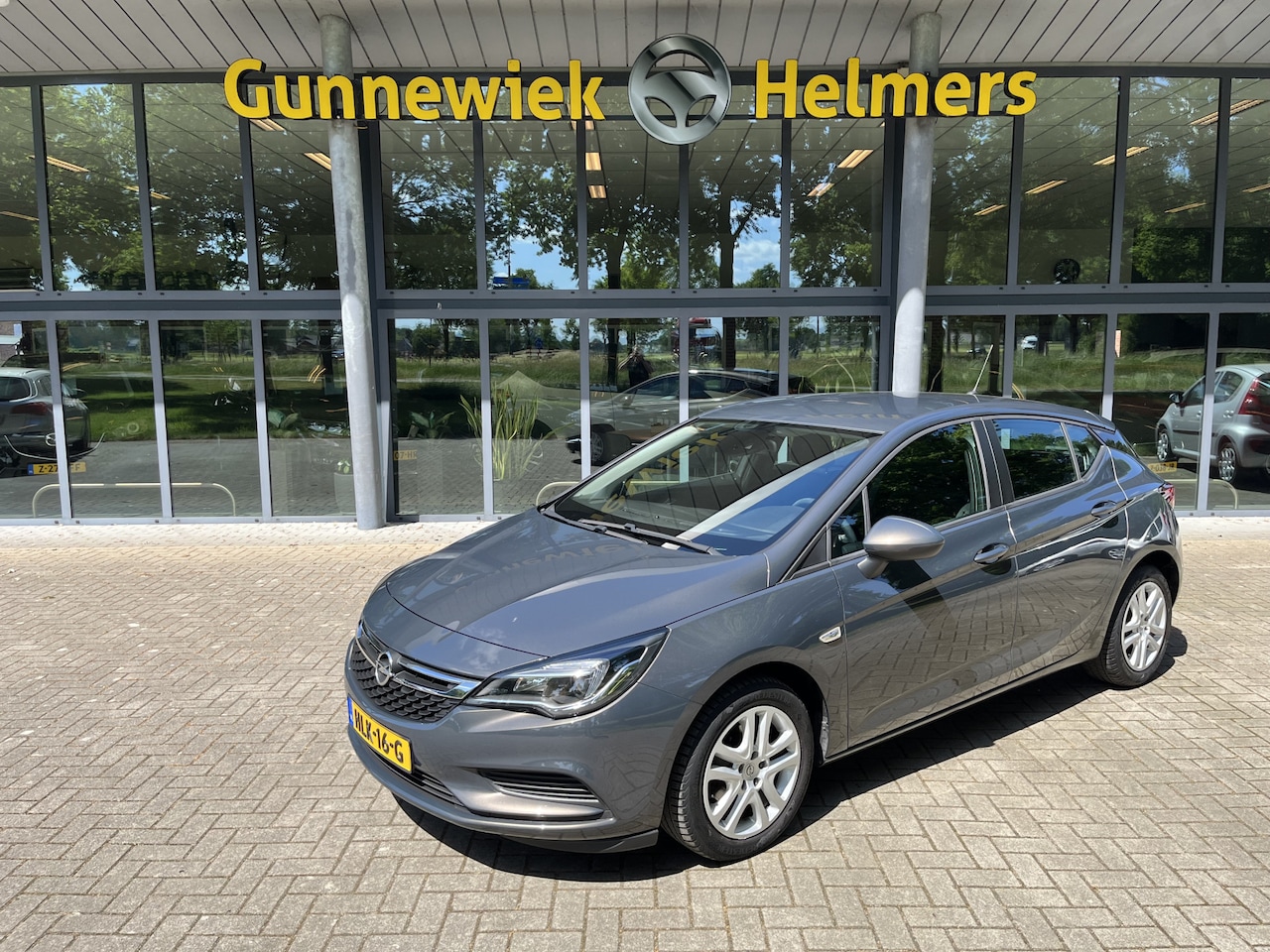 Opel Astra - 1.0 Innovation | NAVI | CARPLAY | STOEL/STUURVERW | PDC - AutoWereld.nl