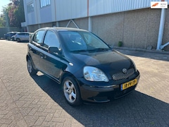 Toyota Yaris - 1.3 VVT-i Idols