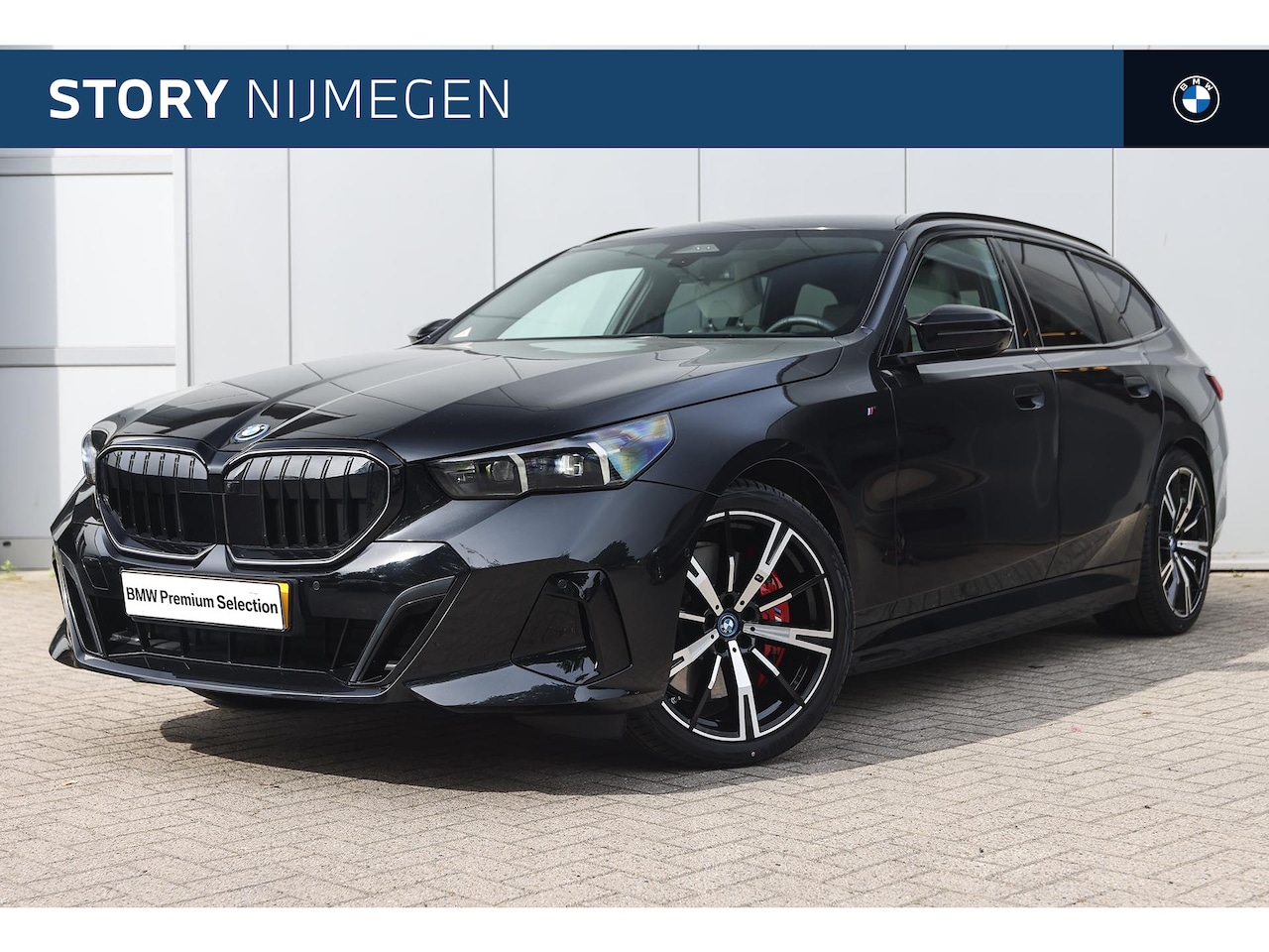 BMW i5 - eDrive40 M Sport / Trekhaak / Bowers & Wilkins / Adaptieve LED / Stoelventilatie / Parking - AutoWereld.nl