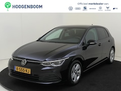 Volkswagen Golf - 1.0 eTSI Life Business | Parkeerassistent| Achteruitrijcamera | Navigatie | Stoel- en stuu