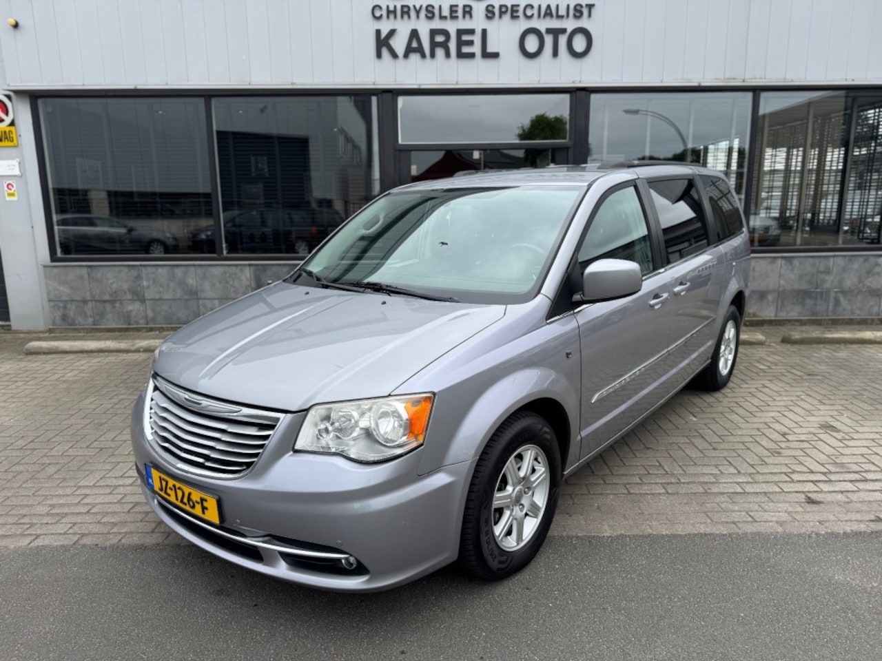 Chrysler Town and Country - 3.6i LIMITED - AutoWereld.nl