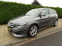 Mercedes-Benz B-klasse - 180 BNS SOLUTION AMG-Automaat-Media-Cruise-Blth-Navi-Pdc