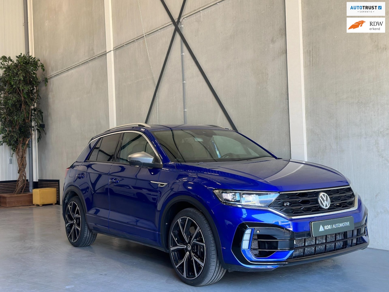 Volkswagen T-Roc - 2.0 TSI 4Motion R 2.0 TSI 4Motion R - AutoWereld.nl