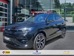 Volkswagen Tiguan - 1.5 TSI EHYBRID R-LINE PANO-DAK/TREKHAAK/LEDER/MEMORY/NAVI/ACC