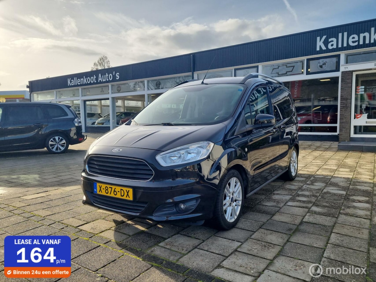 Ford Tourneo Courier - 1.0 Titanium 1.0 Titanium, Clima, Cruise, Stoelvw - AutoWereld.nl
